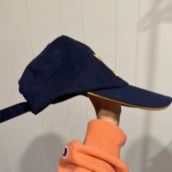 Walt Disney World Logo Hat - Picture 2 of 10